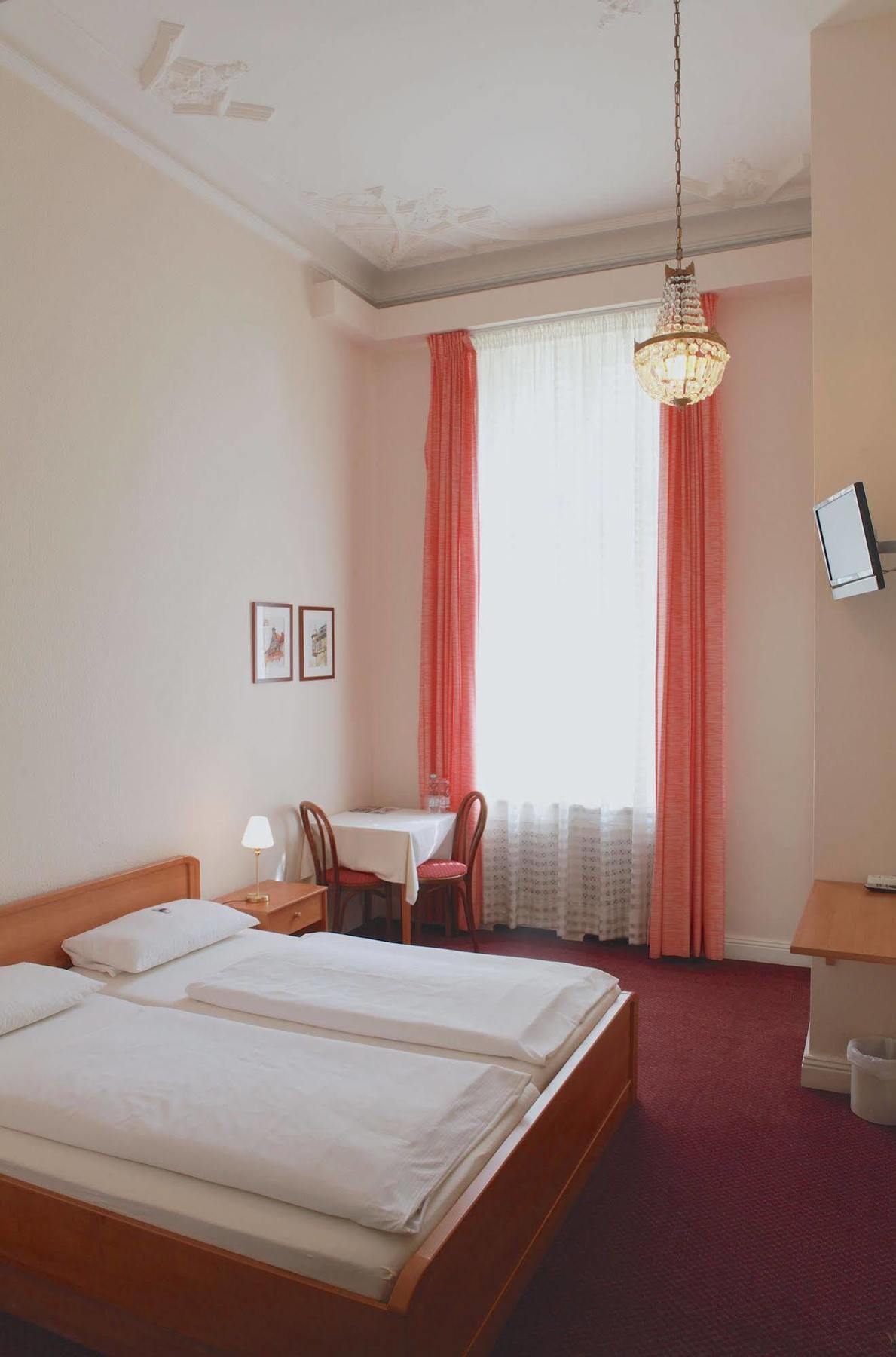 Fasanenhaus Affittacamere 3*